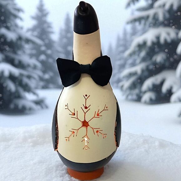Meadowbrooke Gourd Penquin Lamp Light Handcrafted Carved Holiday Winter Vintage - Picture 13 of 16